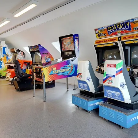 Nayana - 2-3km From The Sea By Interhome *