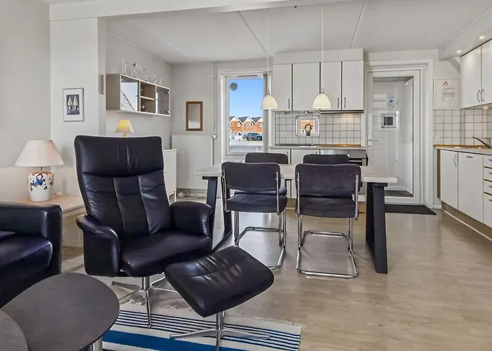 Nayana - 2-3km From The Sea By Interhome